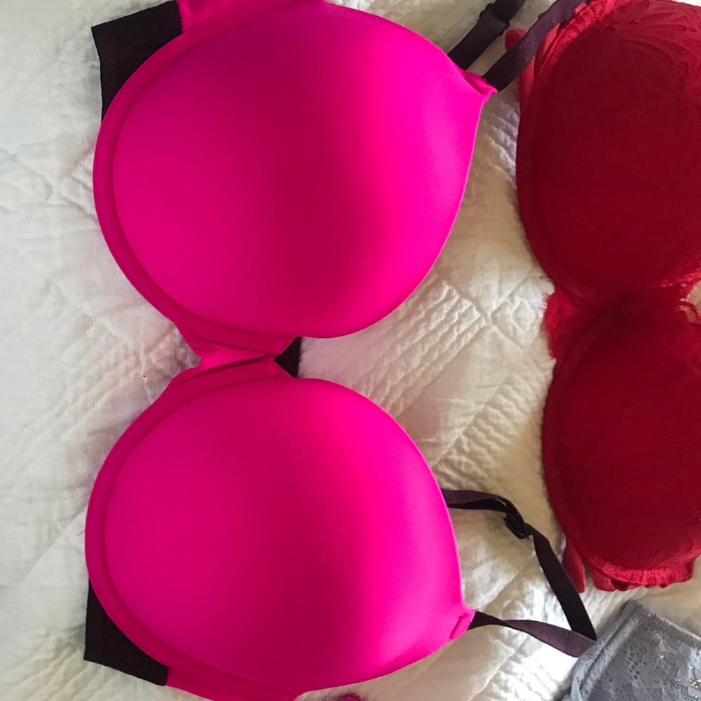 Pink Victoria secret 34DD and 32DDD